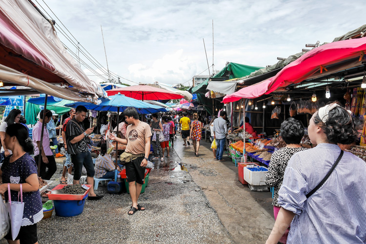 Ang Sila Seafood Market